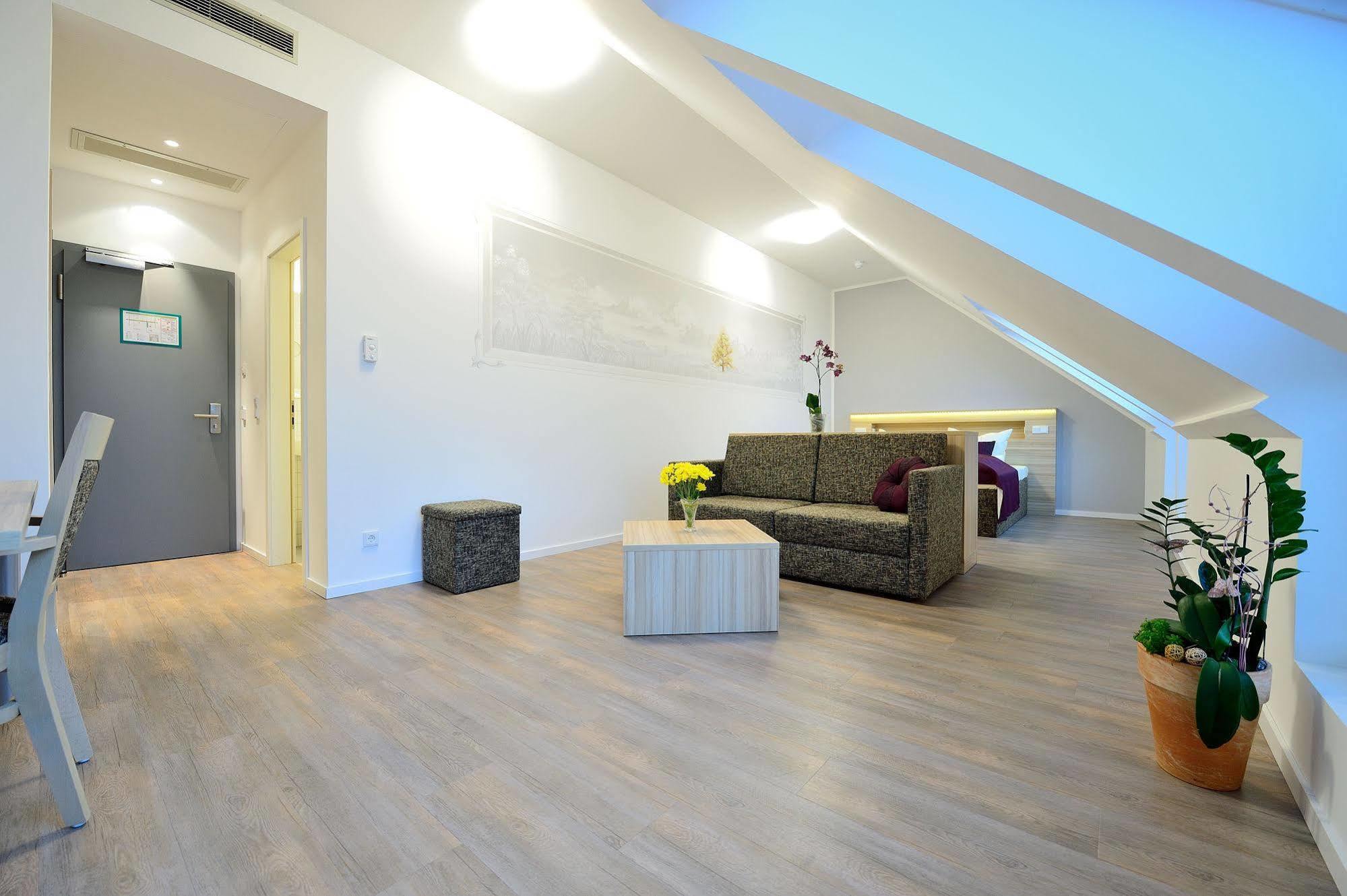Flair Hotel Reuner Zossen Εξωτερικό φωτογραφία